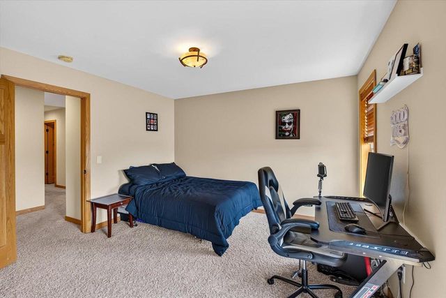 1714 Sawtooth Lane, Madison, WI 53719