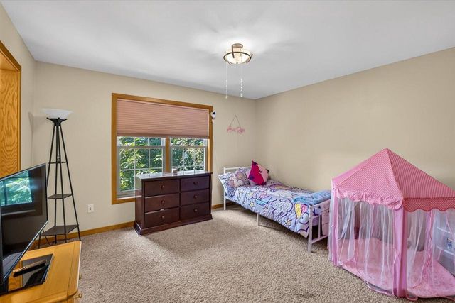 1714 Sawtooth Lane, Madison, WI 53719