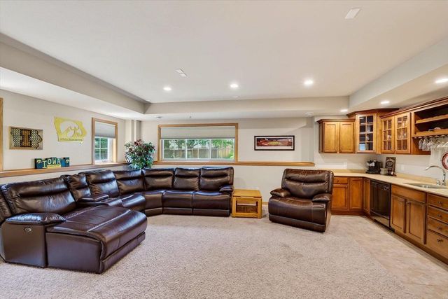 1714 Sawtooth Lane, Madison, WI 53719