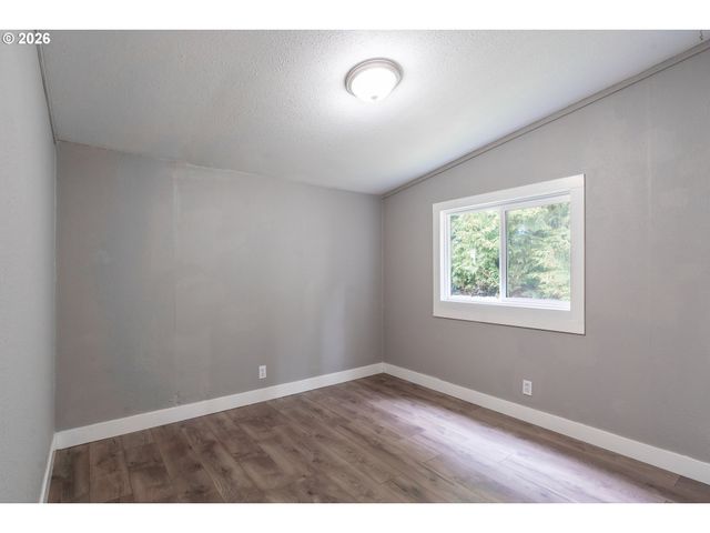 305 SCOTT HILL Rd, Woodland, WA 98674