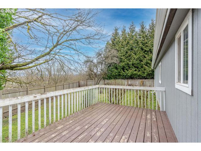 305 SCOTT HILL Rd, Woodland, WA 98674