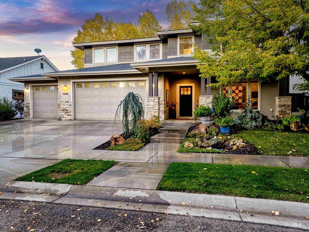 836 W Colbert St, Meridian, ID 83646