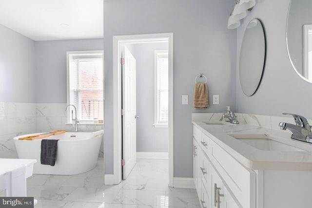 5 E 27TH ST, Baltimore, MD 21218