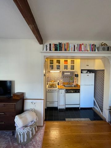 56 Gray St 6, Boston, MA 02116