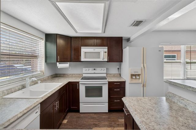 7014 73RD STREET N, Pinellas Park, FL 33781