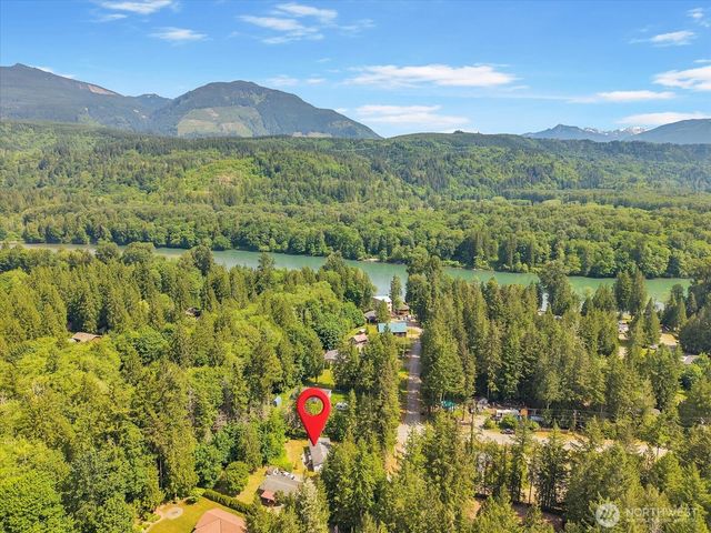 42041 Cedar Street, Concrete, WA 98237