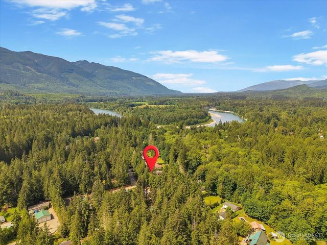 42041 Cedar Street, Concrete, WA 98237