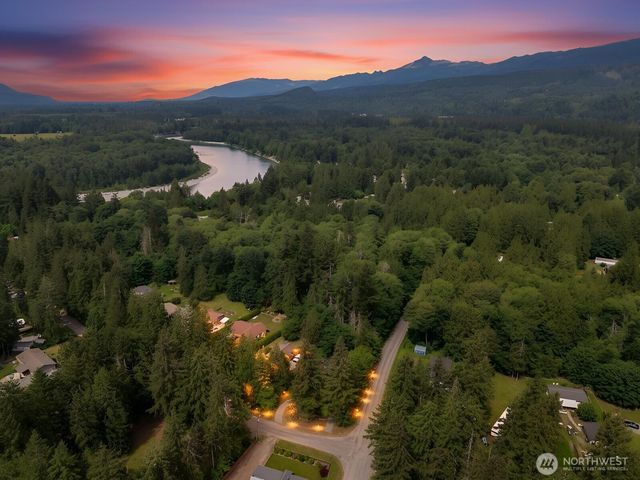 42041 Cedar Street, Concrete, WA 98237