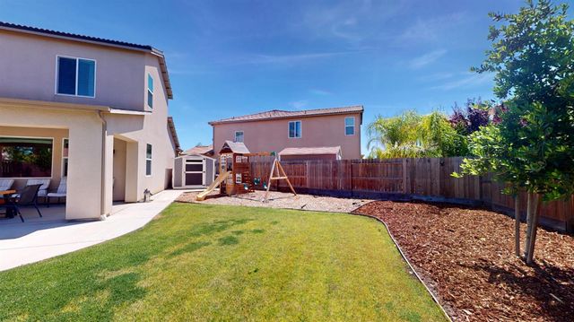 4387 N Cresta Avenue, Fresno, CA 93723