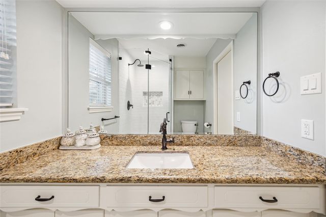 10714 Piping Rock Lane, Houston, TX 77042