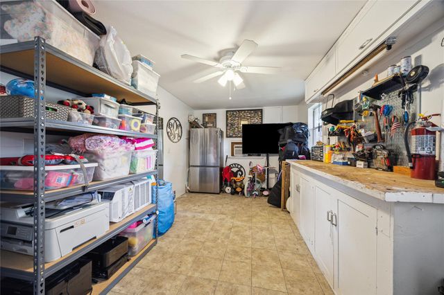 10714 Piping Rock Lane, Houston, TX 77042