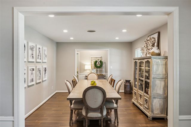 10714 Piping Rock Lane, Houston, TX 77042