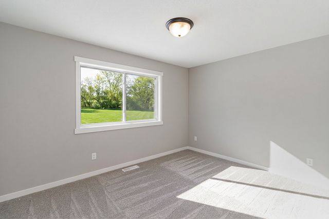 21202 Tippecanoe Street NE, East Bethel, MN 55011