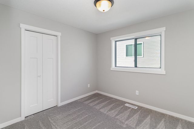 21202 Tippecanoe Street NE, East Bethel, MN 55011