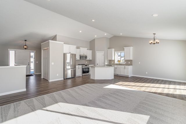 21202 Tippecanoe Street NE, East Bethel, MN 55011