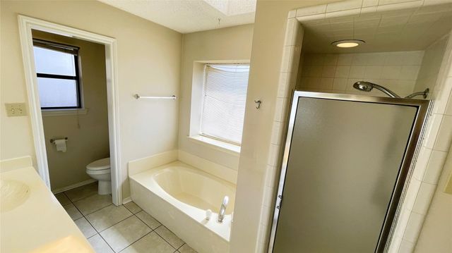 6119 Kingswood Drive, Arlington, TX 76001