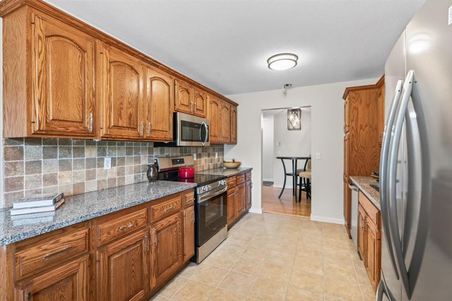 6976 Langford Court, Edina, MN 55436