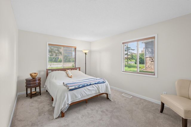 6976 Langford Court, Edina, MN 55436