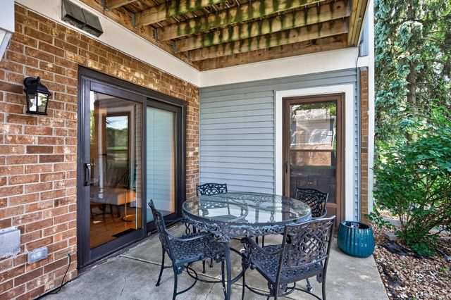 6976 Langford Court, Edina, MN 55436