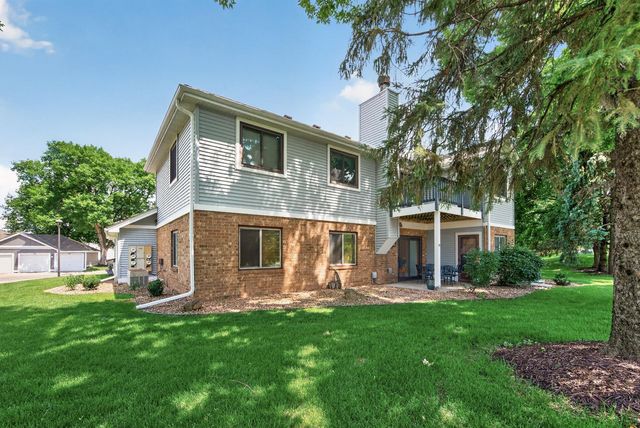 6976 Langford Court, Edina, MN 55436