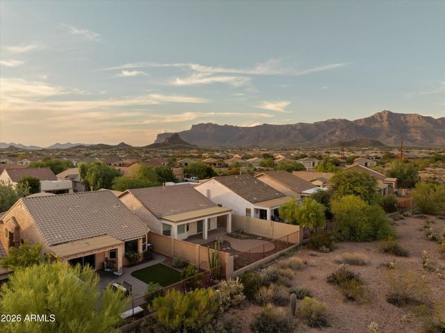 10161 E RUGGED MOUNTAIN Drive, Gold Canyon, AZ 85118