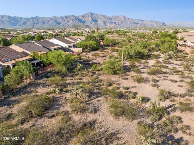 10161 E RUGGED MOUNTAIN Drive, Gold Canyon, AZ 85118