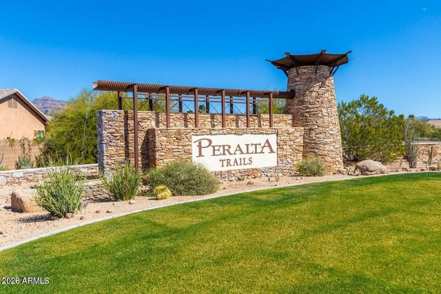 10161 E RUGGED MOUNTAIN Drive, Gold Canyon, AZ 85118