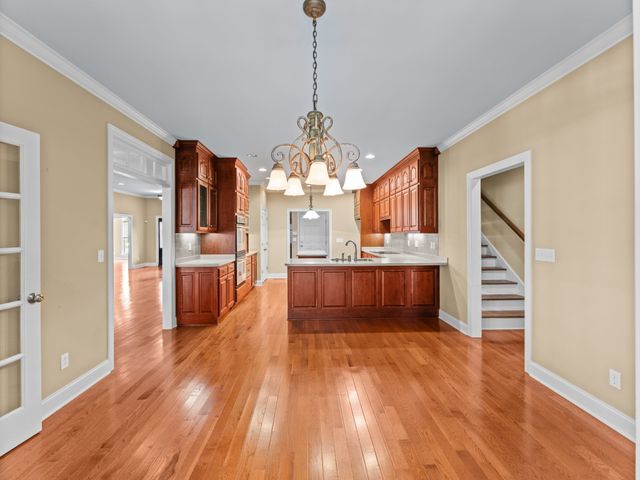 142 Heritage Cir, Manchester, TN 37355