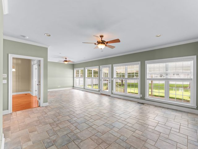 142 Heritage Cir, Manchester, TN 37355