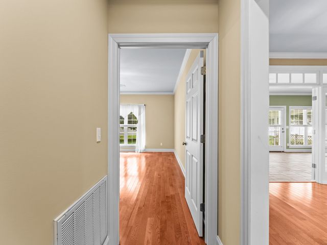 142 Heritage Cir, Manchester, TN 37355