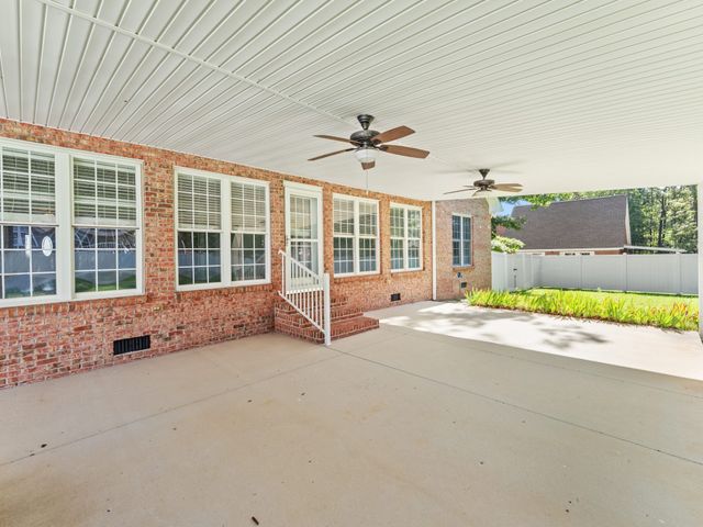 142 Heritage Cir, Manchester, TN 37355