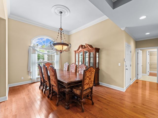 142 Heritage Cir, Manchester, TN 37355