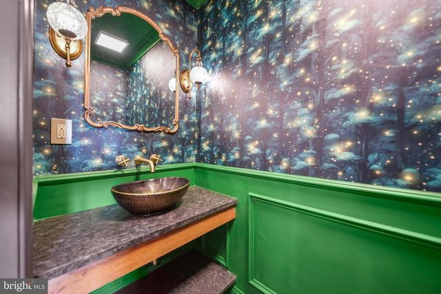 2234 S CLARION ST, Philadelphia, PA 19148