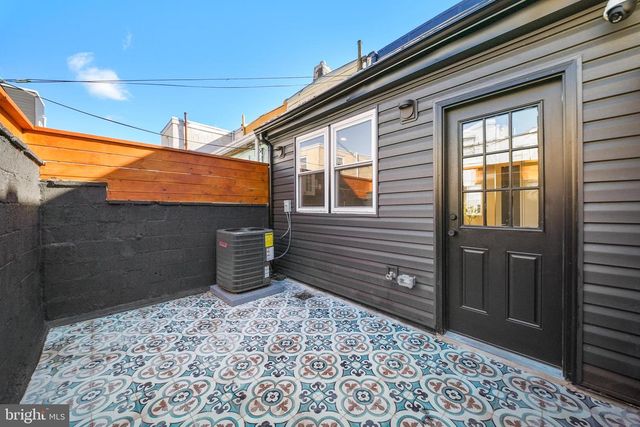 2234 S CLARION ST, Philadelphia, PA 19148