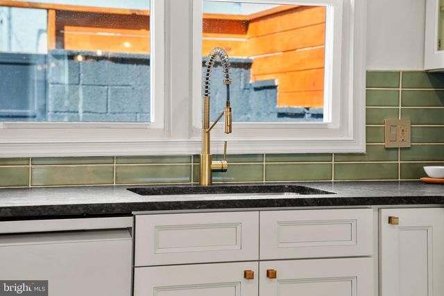 2234 S CLARION ST, Philadelphia, PA 19148