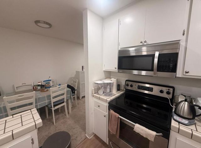 1730 Halford Avenue 355, Santa Clara, CA 95051