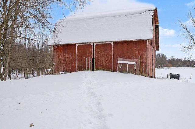 29349 County Road 390, Gobles, MI 49055