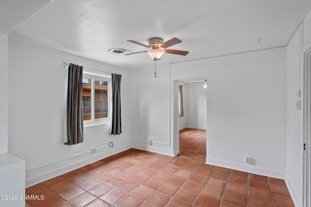 225 E Savannah Road, La Mesa, NM 88044