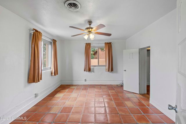 225 E Savannah Road, La Mesa, NM 88044