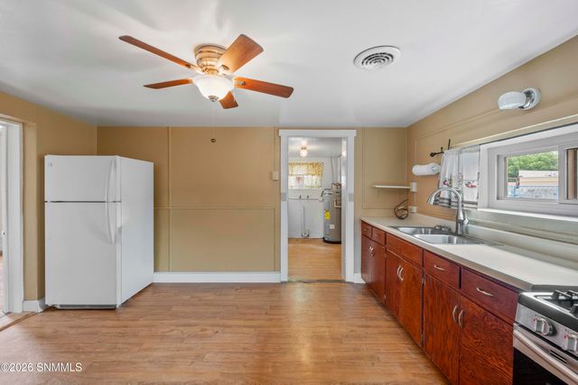 225 E Savannah Road, La Mesa, NM 88044