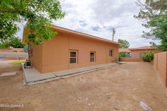 225 E Savannah Road, La Mesa, NM 88044