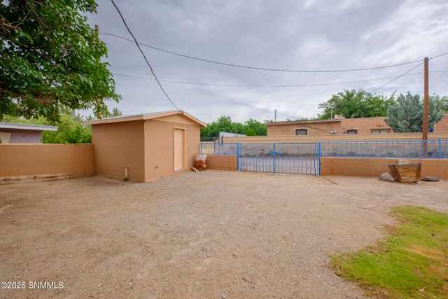 225 E Savannah Road, La Mesa, NM 88044