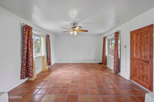 225 E Savannah Road, La Mesa, NM 88044
