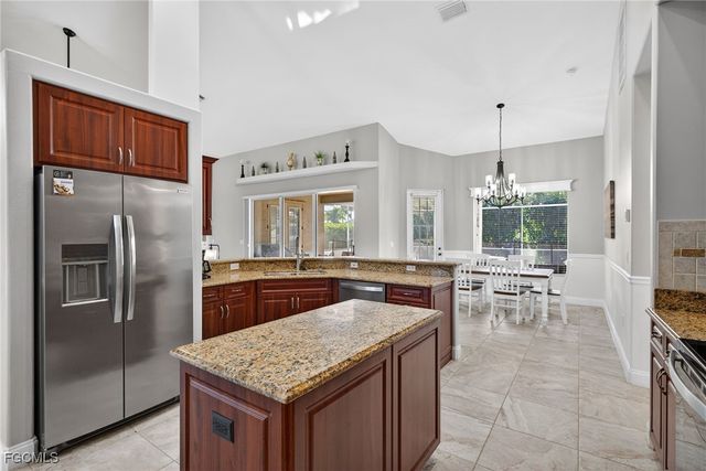 2800 NW 15th ST, Cape Coral, FL 33993