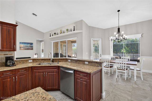 2800 NW 15th ST, Cape Coral, FL 33993