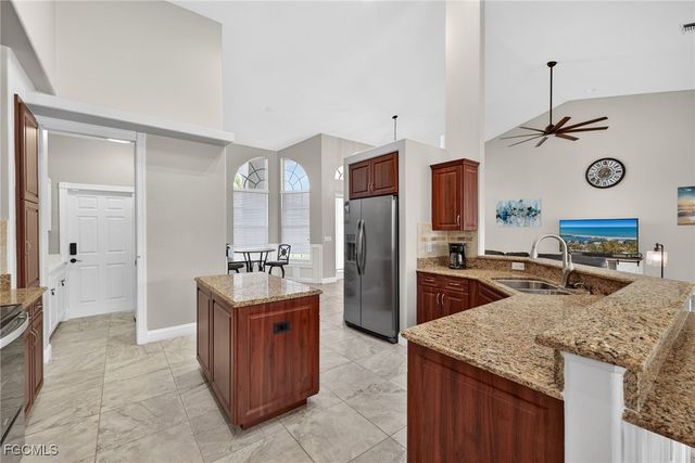 2800 NW 15th ST, Cape Coral, FL 33993