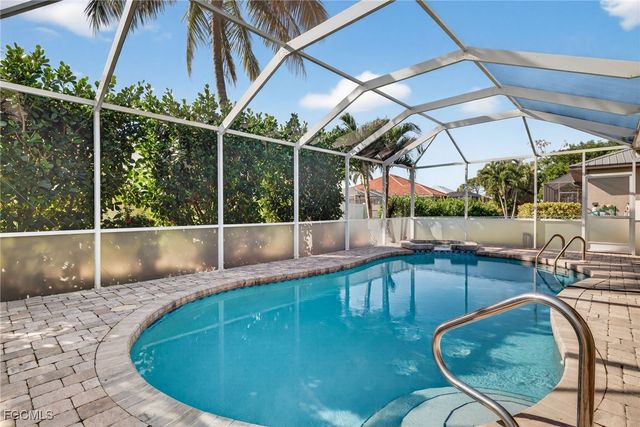 2800 NW 15th ST, Cape Coral, FL 33993