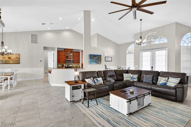 2800 NW 15th ST, Cape Coral, FL 33993