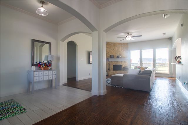 13176 Amber Meadow Drive, Talty, TX 75126