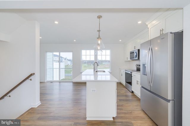 519 FONTANA CIR, Martinsburg, WV 25403
